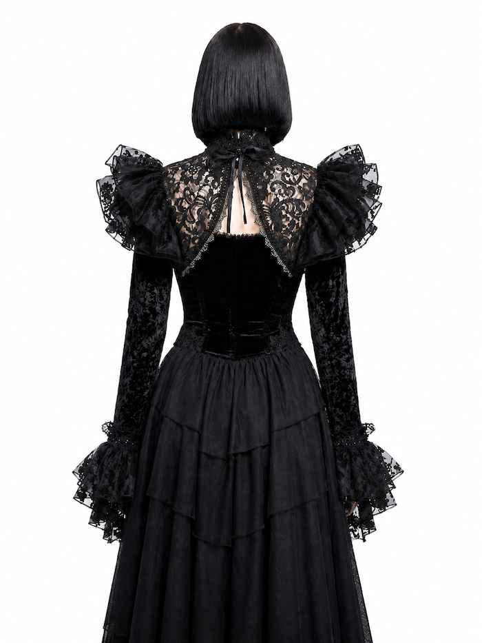 photo n&deg;2 : Bol&eacute;ro gothique noir en dentelle et velours &agrave; volants