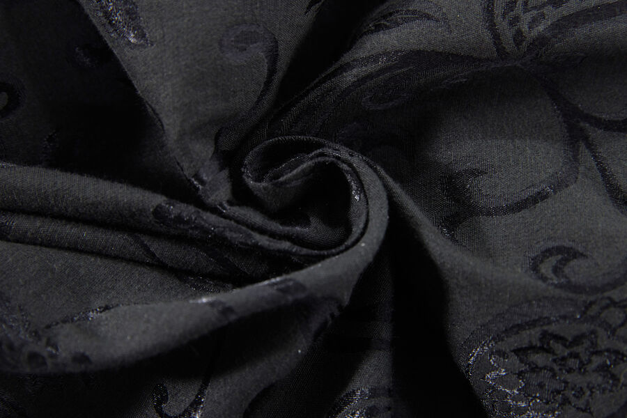 photo n&deg;8 : Pantacourt en tissu imprimer  style Louis XV