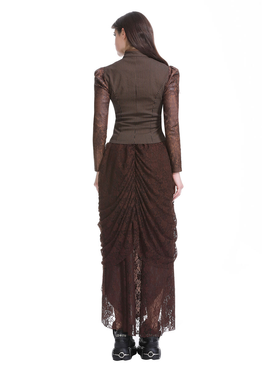 photo n&deg;4 : Jupe gothique victorienne en dentelle asym&eacute;trique