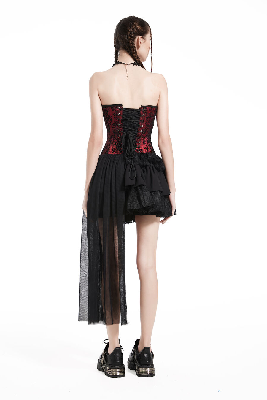 photo n&deg;4 : Robe bustier gothique asym&eacute;trique