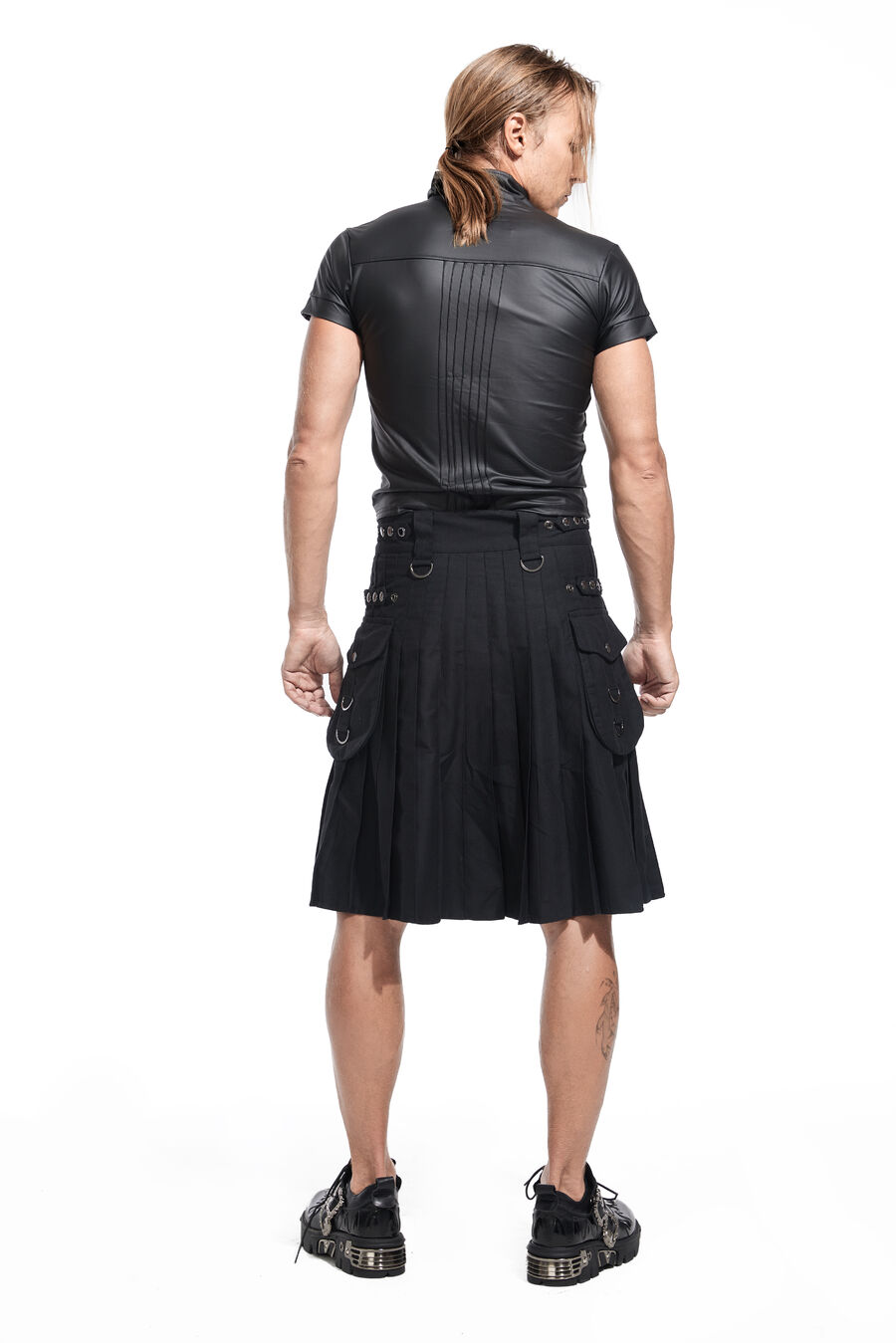 photo n&deg;2 : Jupe gothique pour homme