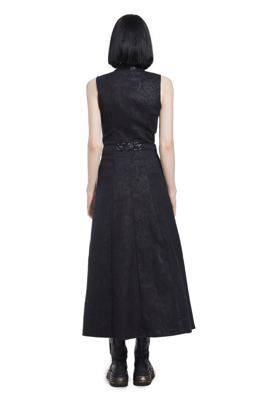 photo n&deg;2 : Robe Gilet longue gothique