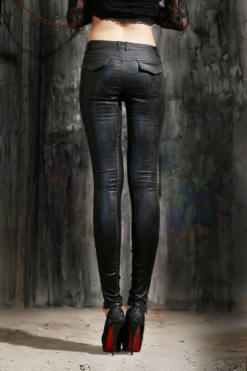 photo n°7 : Legging gothique noir à effet  serpent