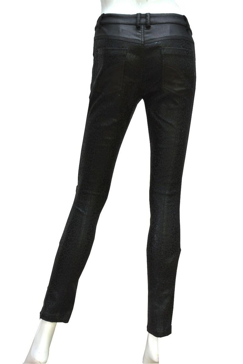 photo n&deg;11 : Legging noir effet serpent