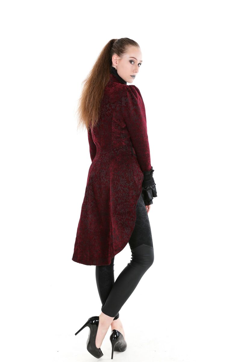 photo n&deg;4 : Manteau gothique romantique en velour rouge