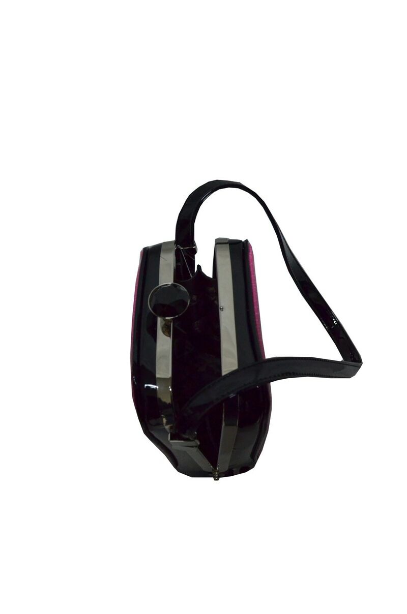 photo n&deg;4 : Sac gothique